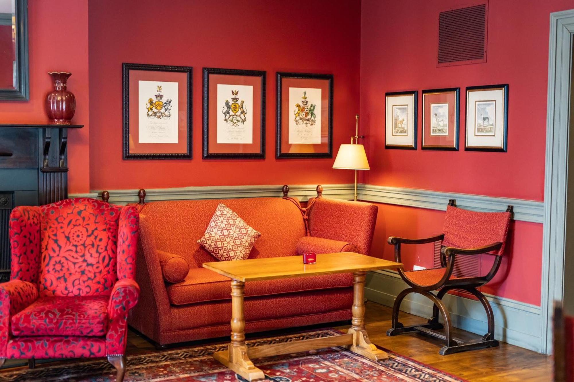 The Red Lion Hotel Ґіллінґдон Екстер'єр фото